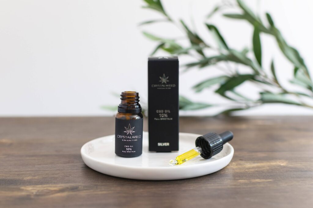 olio cbd da comprare crystalweed foto Quale Olio di CBD Comprare? - Crystalweed foto