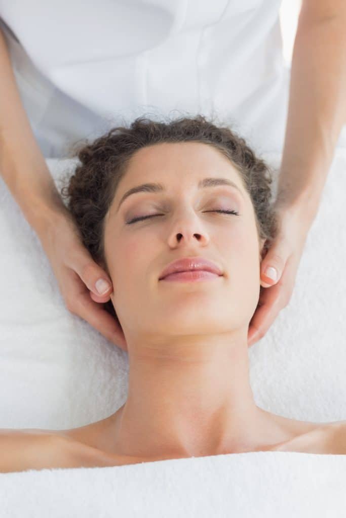 Fisioterapia per sfiammare la cervicale