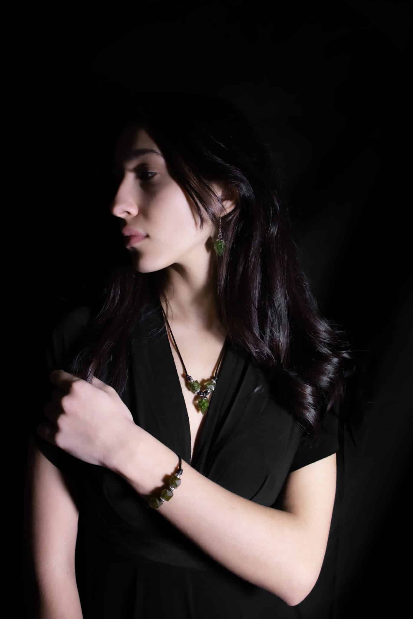 Amicla bracciale acciaio diamantino cubo